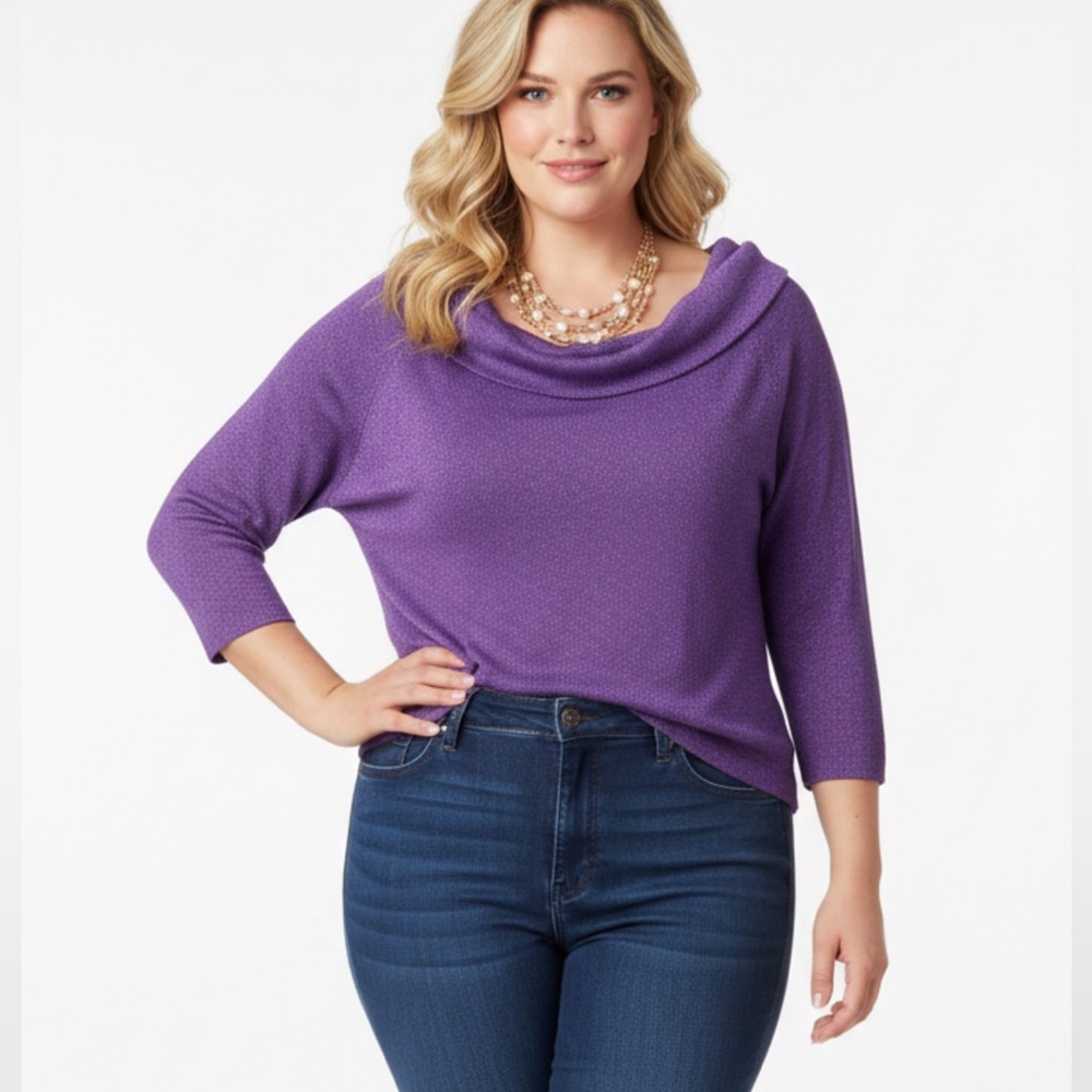 Purple Sweater (L)‎ 2054*